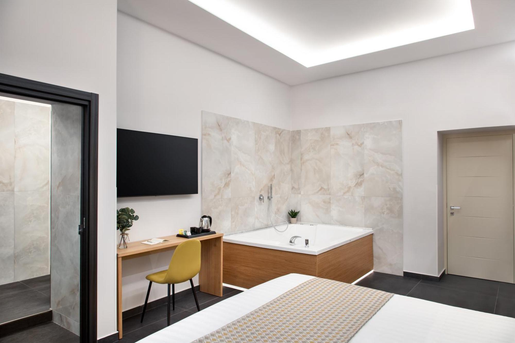 Main - Duomo Hotell Napoli Eksteriør bilde