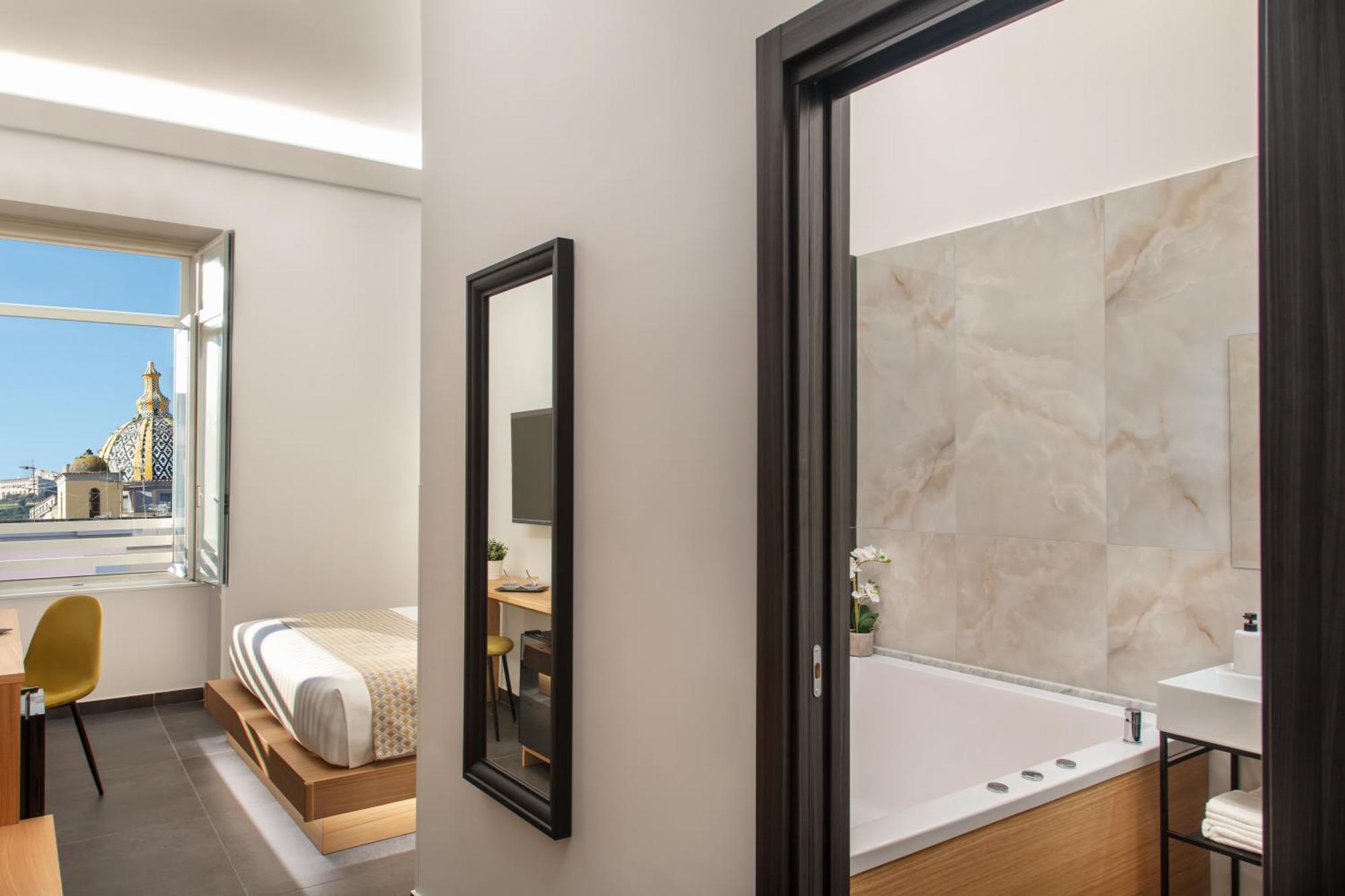 Main - Duomo Hotell Napoli Eksteriør bilde