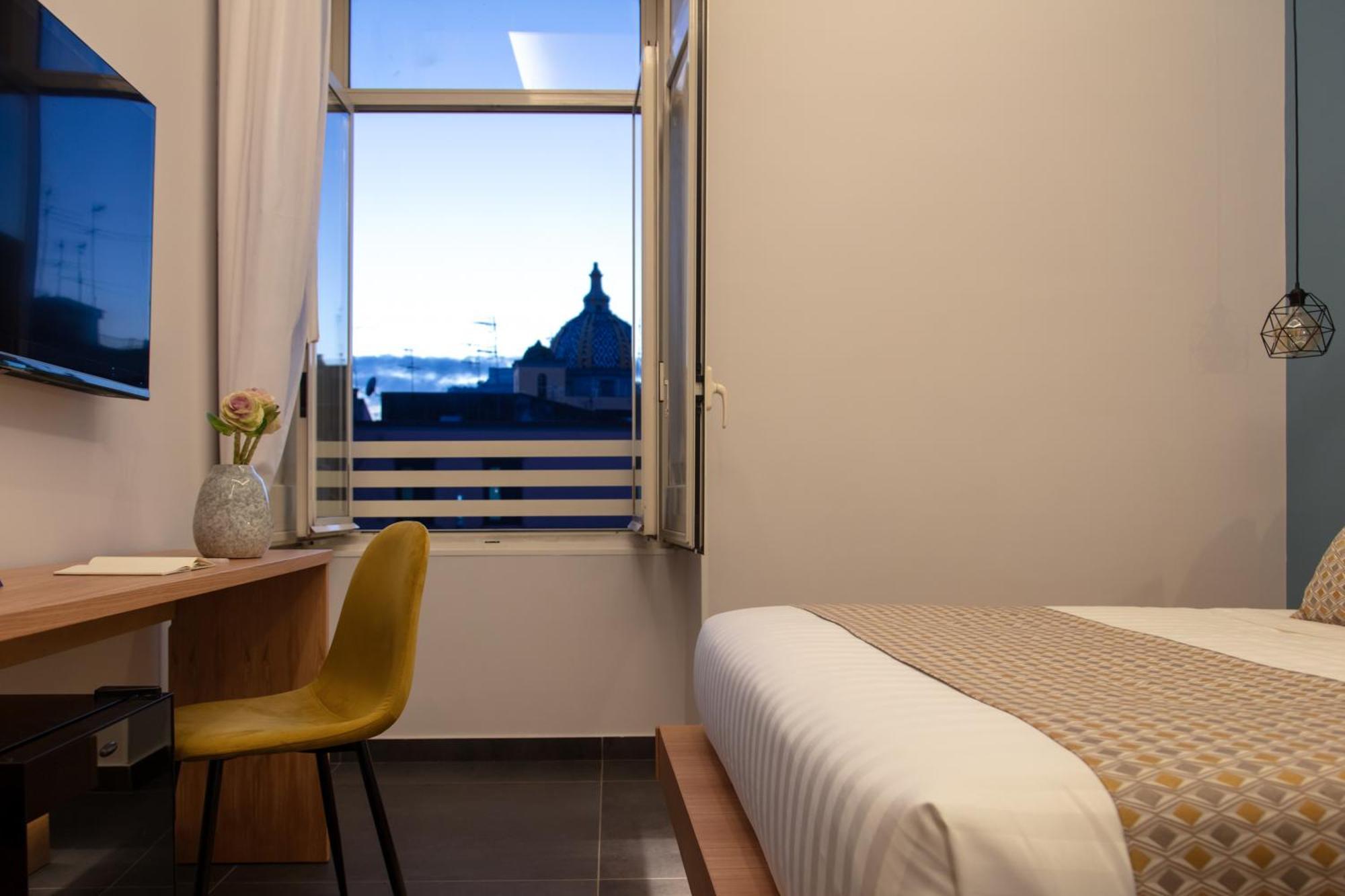 Main - Duomo Hotell Napoli Eksteriør bilde
