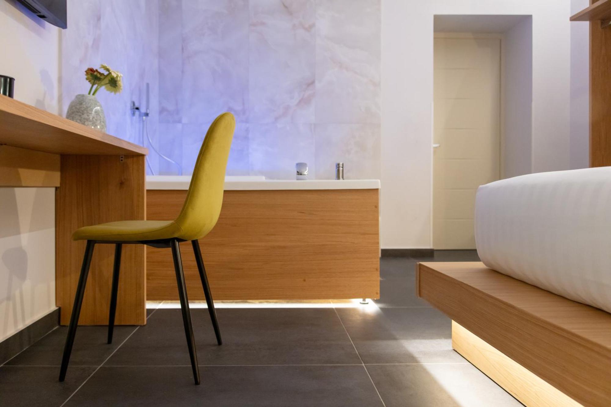Main - Duomo Hotell Napoli Eksteriør bilde