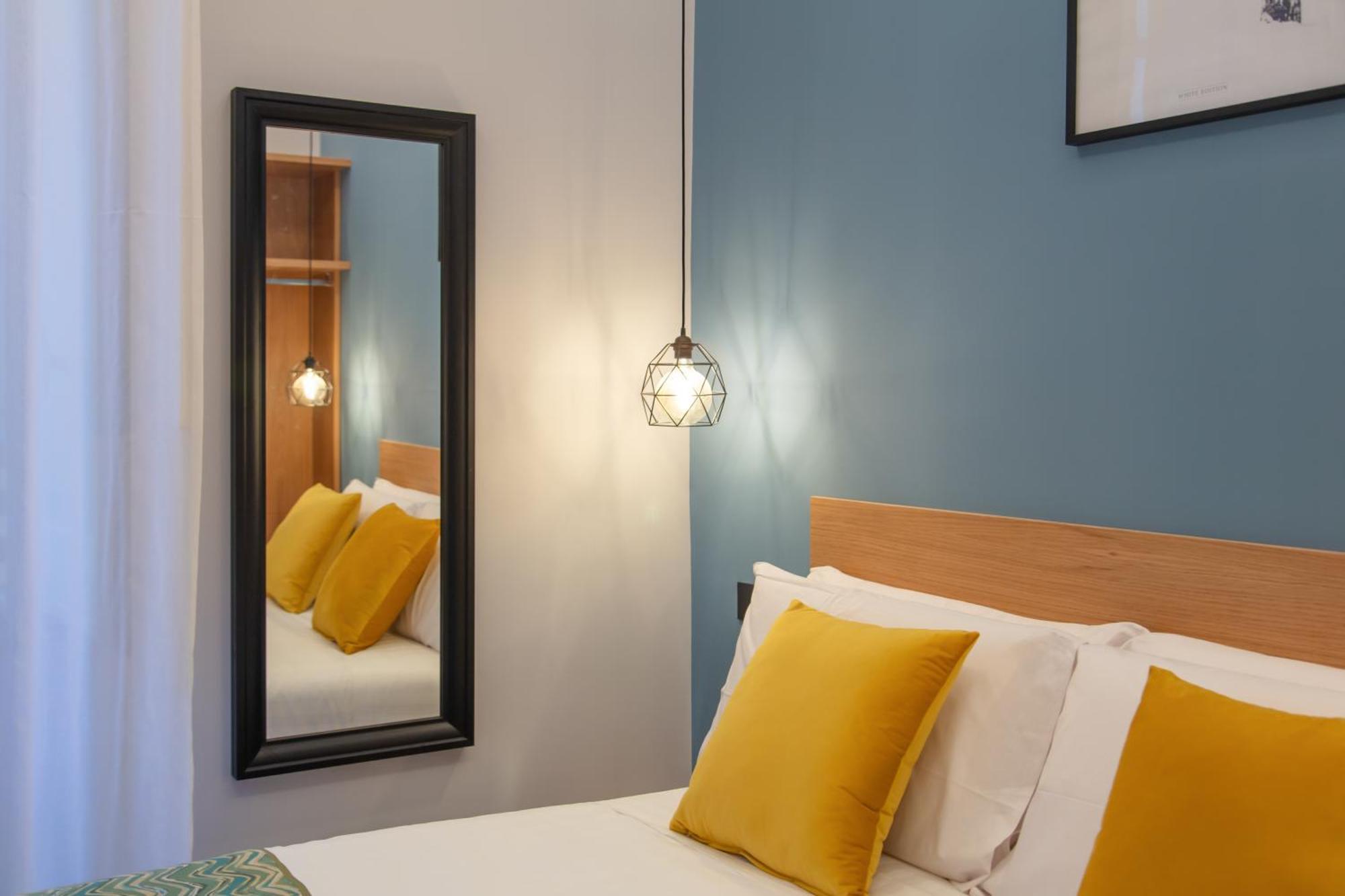 Main - Duomo Hotell Napoli Eksteriør bilde
