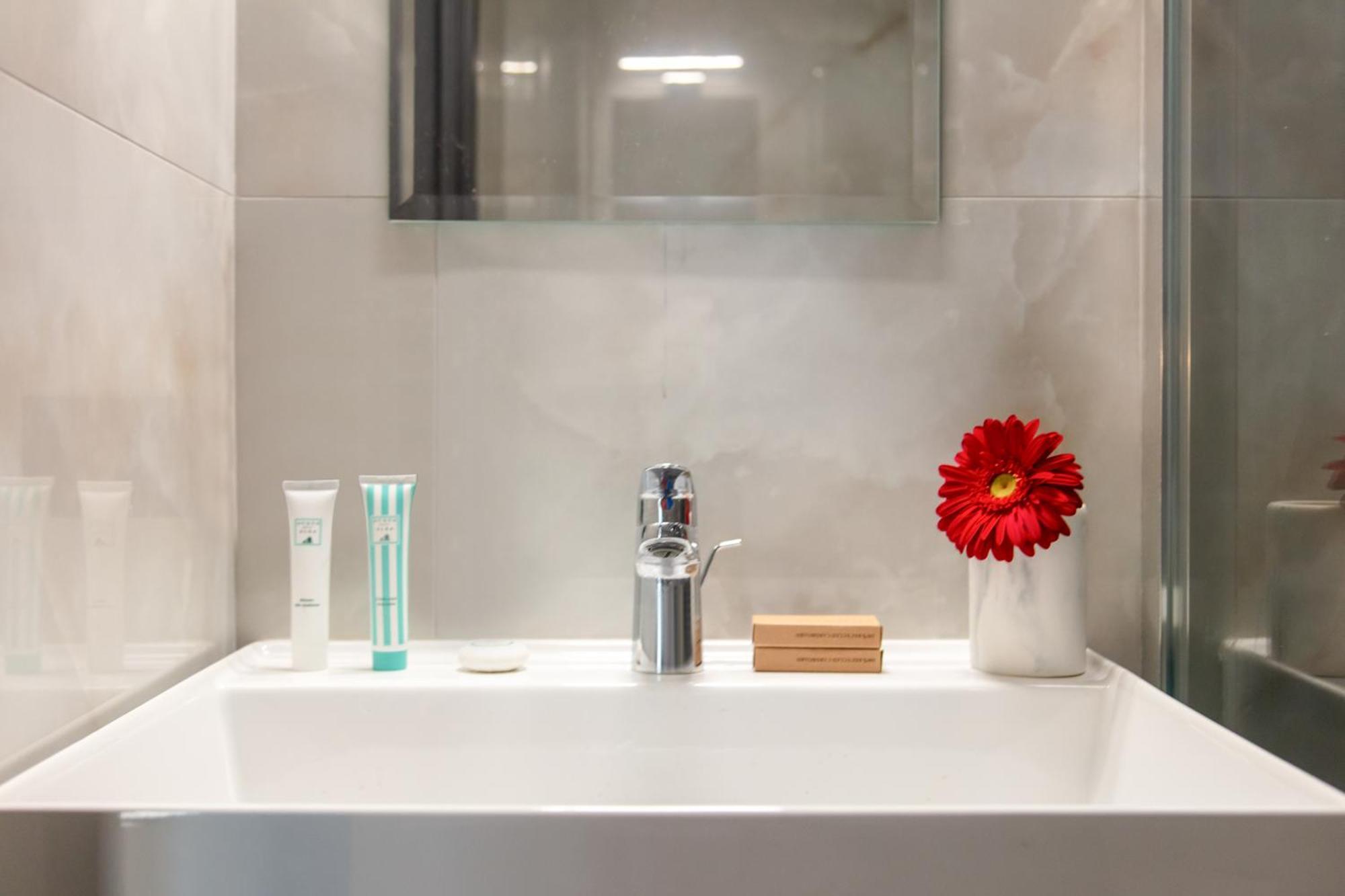 Main - Duomo Hotell Napoli Eksteriør bilde